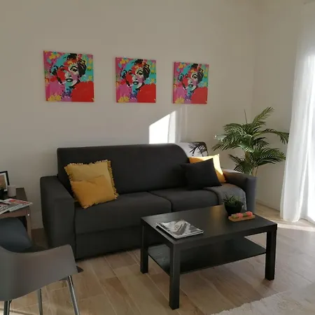 Eco By Al アパート *