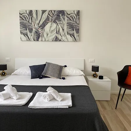 アパート Eco By Al ペスキエーラ・デル・ガルダ